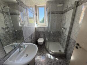 Badezimmer (2)