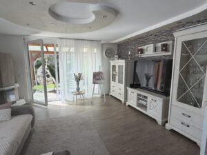 Wohnzimmer (2)